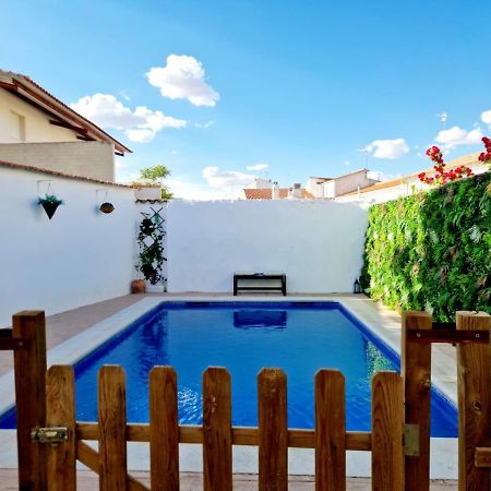 Burbujas Manchegas Villa เอลโตโบโซ ภายนอก รูปภาพ